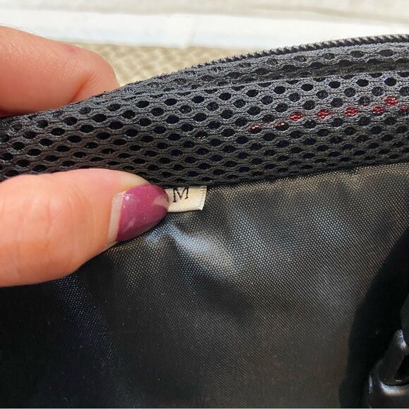 New without Tags Pawaboo Brand Legs Out Small Dog Carrier Backpack Medium - Picture 7 of 9